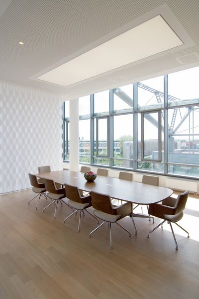 Lamelgardiner, SG 2910, Multi Visio, room shot ""Office Gehrke econ in the Torhaus", Hannover, Germany, Vertical Waves
