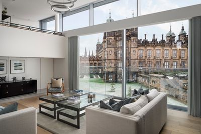 Gardinsystemer, SG 5600, Colorama 2, The Crescent, Edinburgh, Scotland, UK