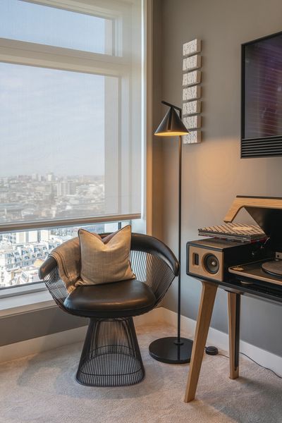 Rullegardiner, SG 4960, Multiscreen 1-10%, Centre Point, London, United Kingdom