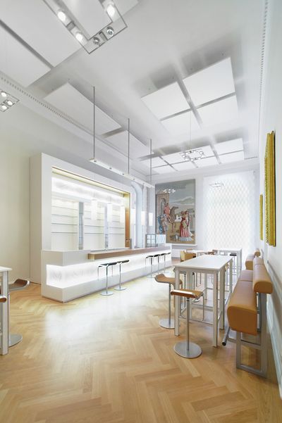 Vertical Blind Systems, SG 2900, Colorama 2, Room shot "Koblenz Castle", Koblenz, Germany, Vertical Waves