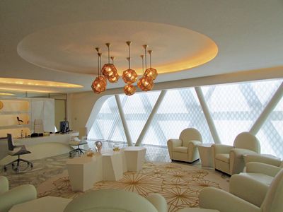 Lamelgardiner, SG 2960, Multi Visio, Room shot "Al Bidda Tower", Doha, Qatar, Vertical Waves