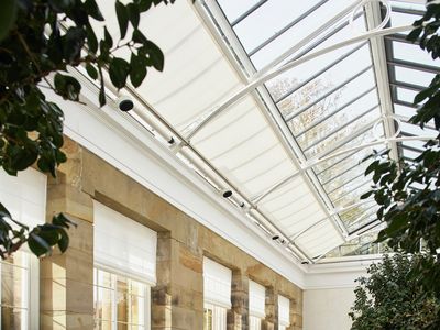Solbeskyttelse til ovenlys, SG 8600, Versascreen 1-10%, The Camellia House, Wentworth, South Yorkshire, United Kingdom
