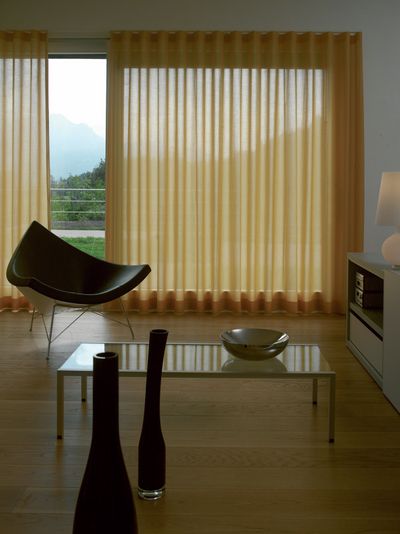 Håndtrukne gardinsystemer, Colorama 1, Room shot