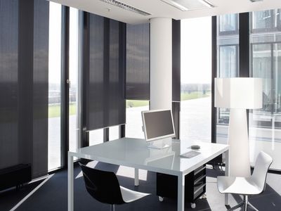 Rullegardiner, Multiscreen 1-10%, Room shot "Office Rooms Kranhaus", Cologne, Germany