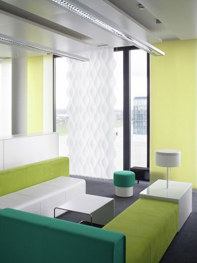 Lamelgardiner, SG 2910, Multi Visio, Room shot "Kranhaus", Cologne, Germany, Vertical Waves