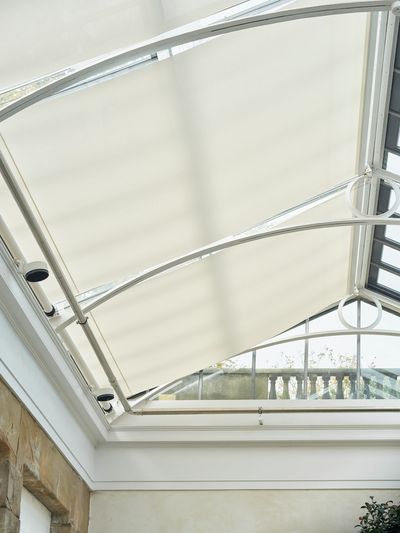 Solbeskyttelse til ovenlys, SG 8600, Versascreen 1-10%, The Camellia House, Wentworth, South Yorkshire, United Kingdom